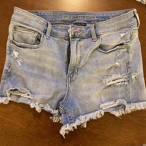 AMERICAN EAGLE HIGH WAISTED JEAN SHORTS